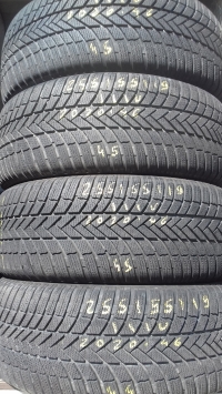 Bridgestone Blizzak LM 005 111V(2020.46) 255/55 R19