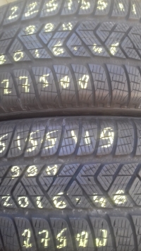 Pirelli Scoropin Winter 99H(2016.46) 225/55 R19