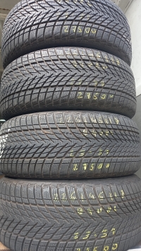 Good-Year Ultra Grip Performance3 94V XL(23.37) 225/45 R17