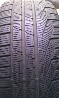 Pirelli Sottozero W210II 94H(2009) 245/45 R17