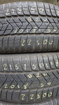 Pirelli SottoZero 3 92V(18.39) 215/50 R18